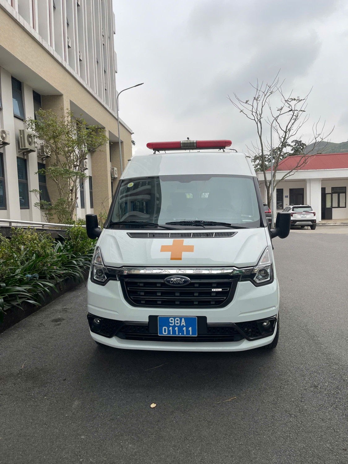 BỆNH VIỆN ĐA KHOA YÊN DŨNG TRIỂN KHAI XE CẤP CỨU NGOẠI VIỆN 115