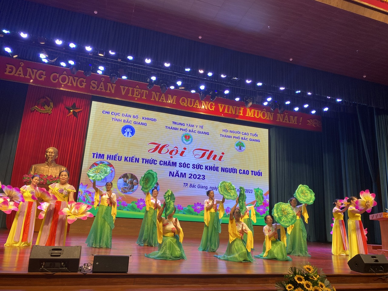 z4515633161570 f842b30effea1f01e784f8e0096e3586