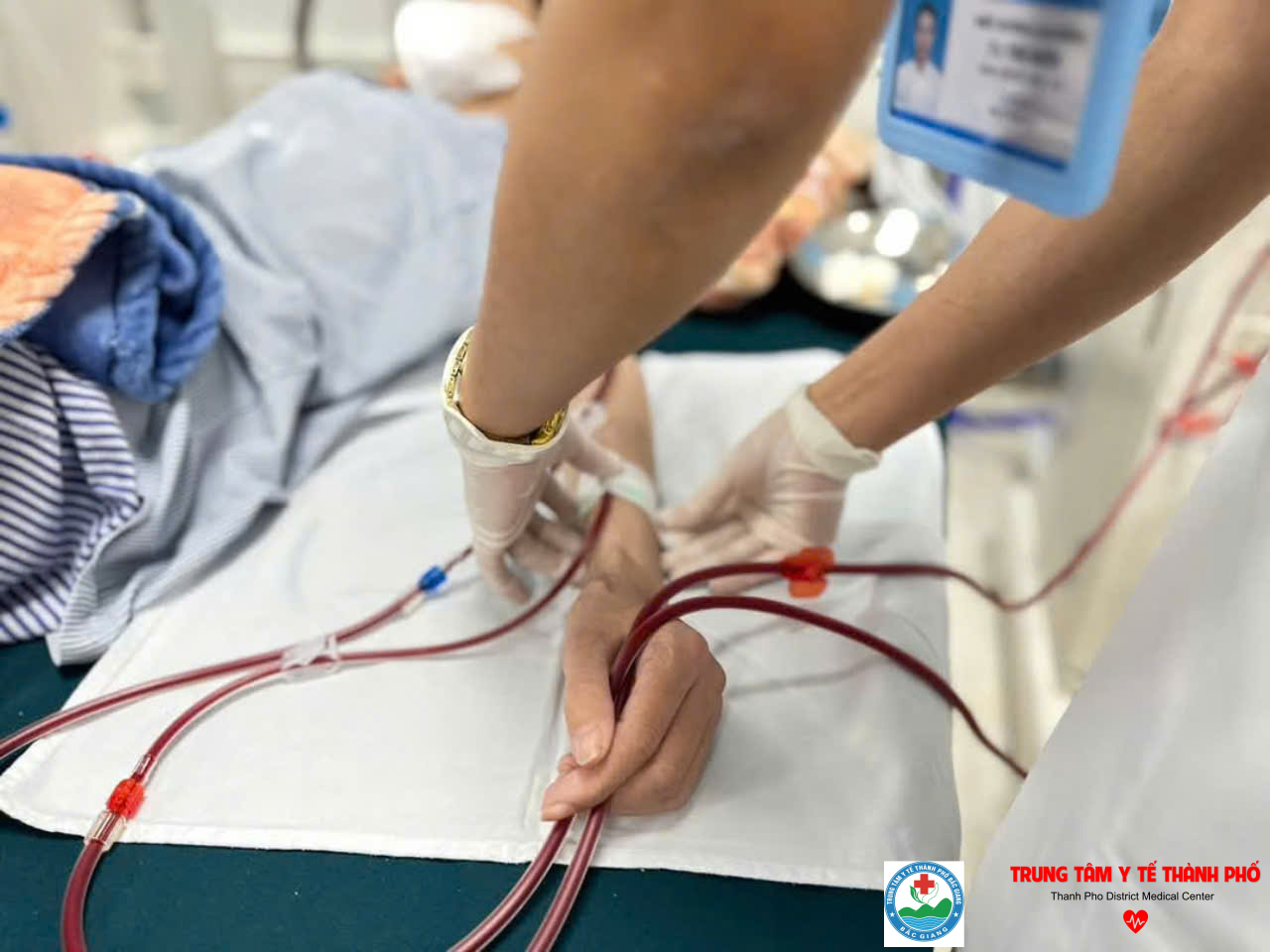 Khoa thận nhân tạo